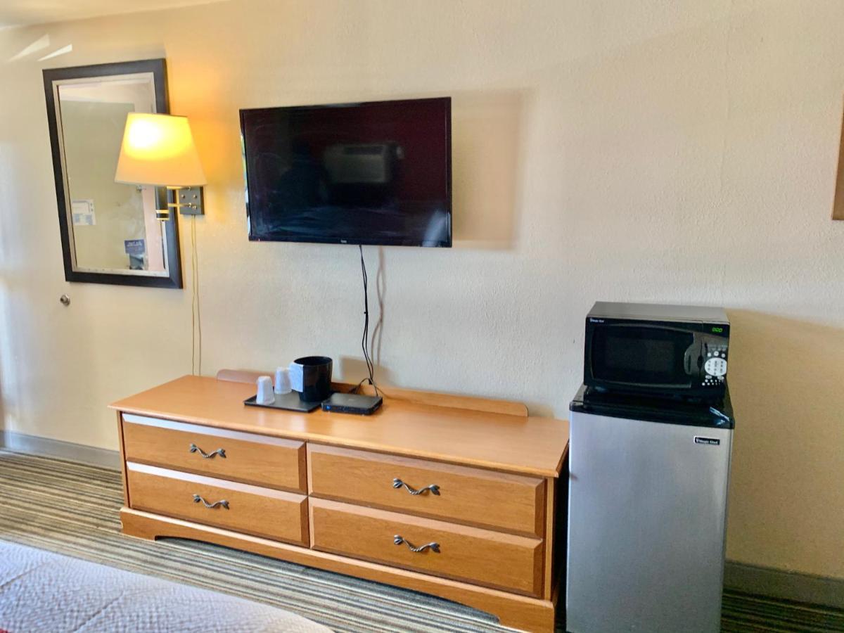 Scottish And Suites- Bordentown, Nj Hotel 2*